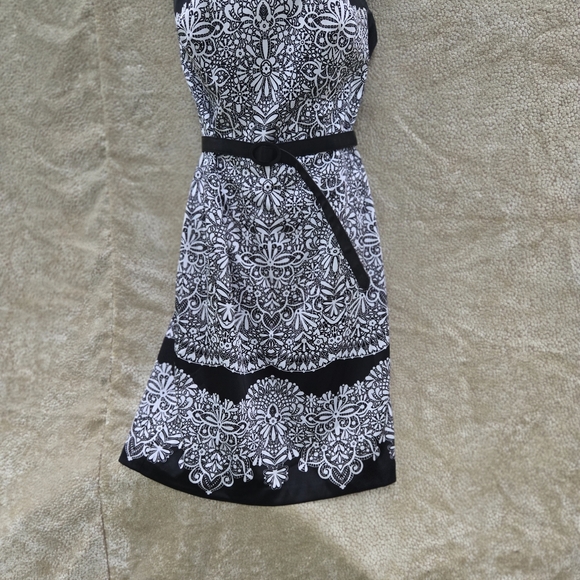 White House Black Market Strapless Black and White Dress - Picture 9 of 11